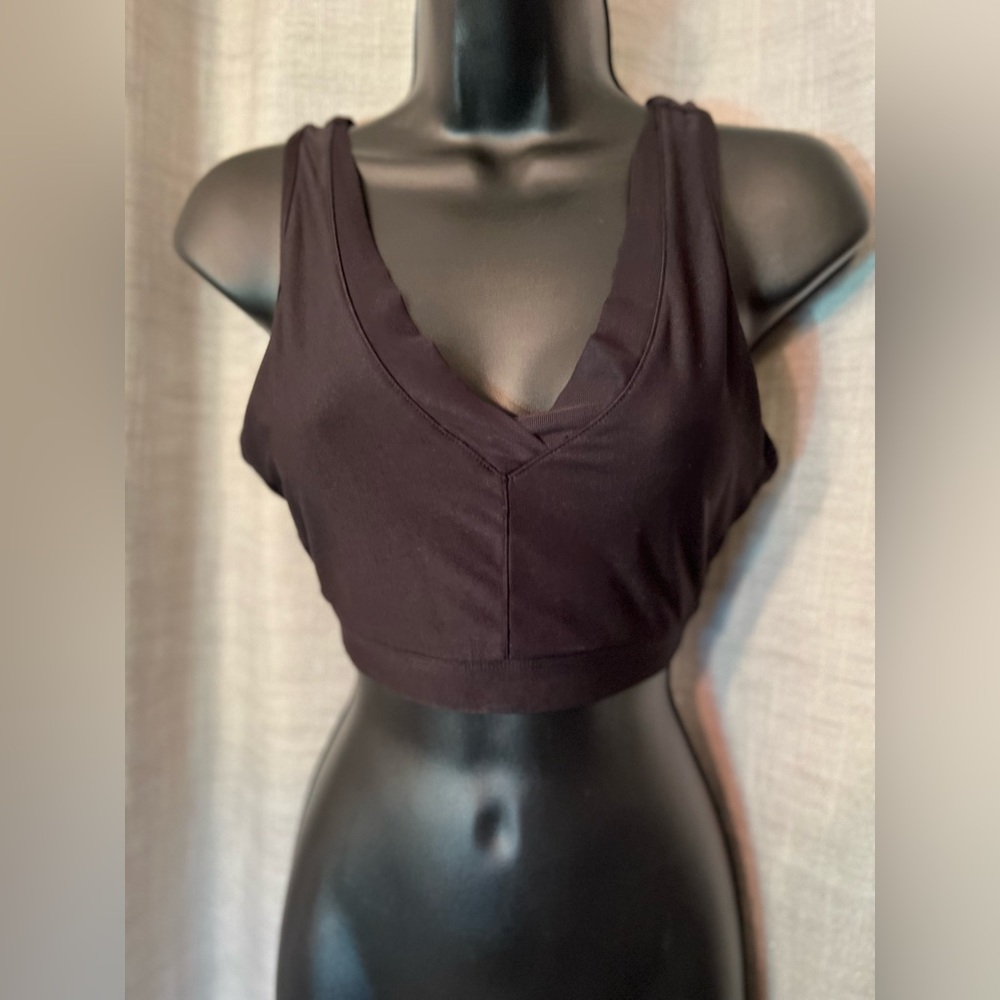 Avia Large Black Mesh Sports Br: like-new.